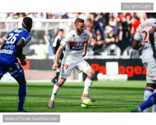 不来梅将23岁的德甲第一高度阿伟罗租借给法乙亚眠